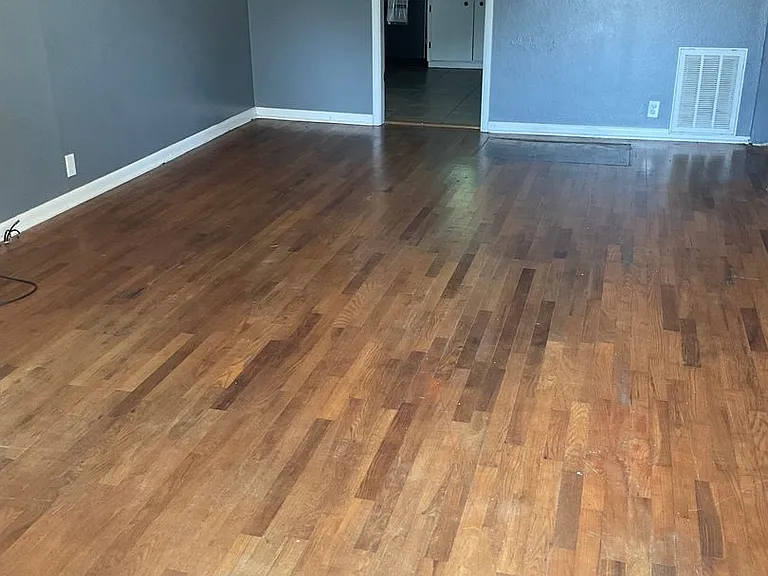 3021 S Wall Ave — Photo 3