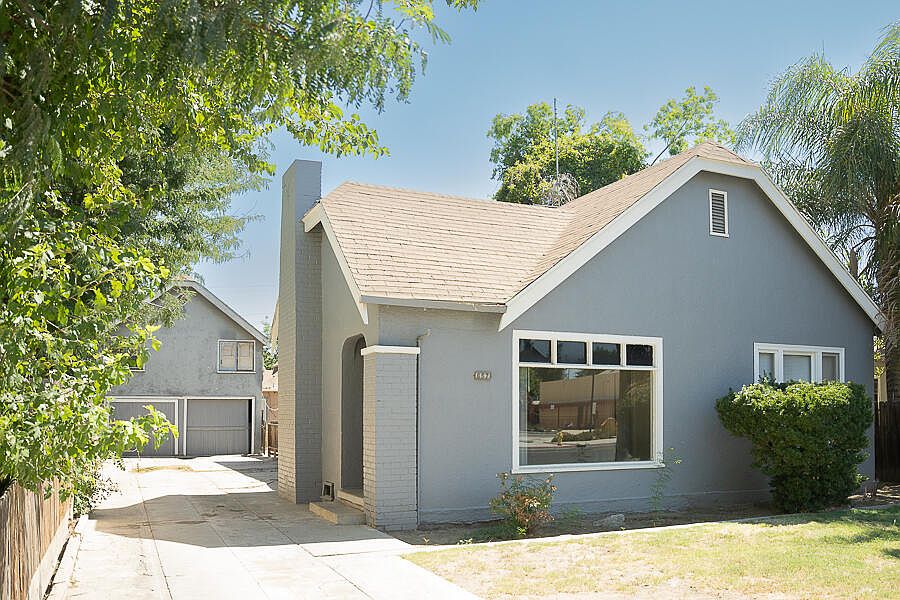 657 E Kern Avenue, Tulare, CA 93274 | Zillow