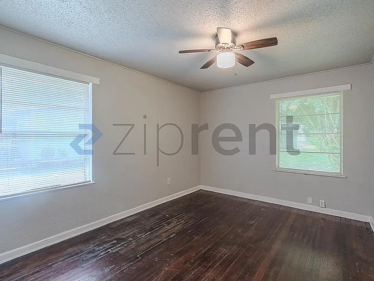 5818 Glenhurst Dr — Photo 21