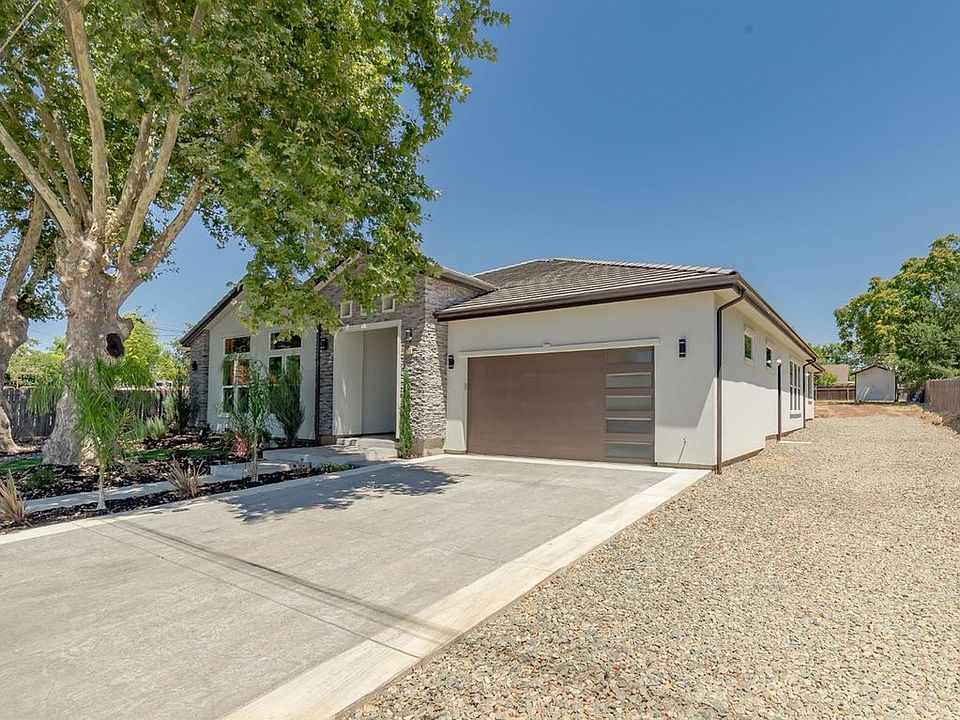 1st image of 6710 La Siesta Dr