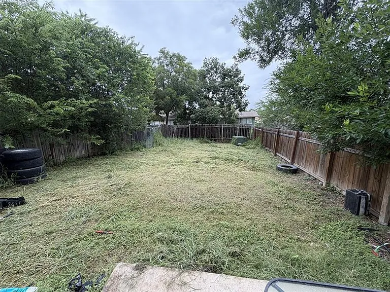 9631 Bratton Dr — Photo 5