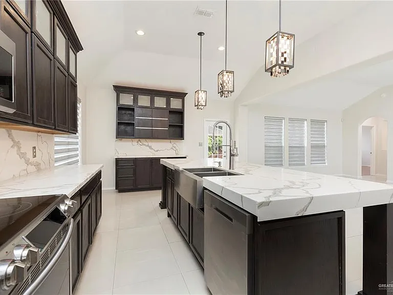 3007 San Armando — Photo 10