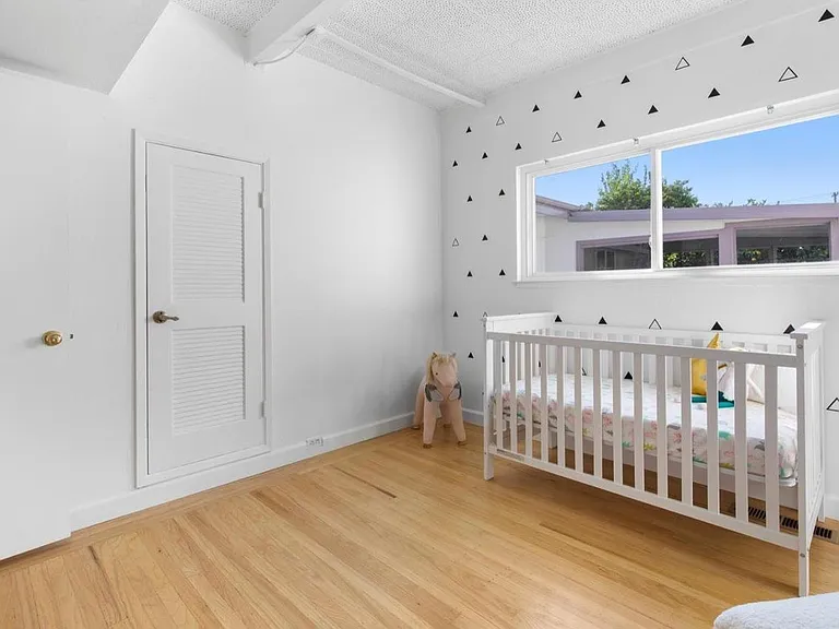 2682 Wallace St — Photo 11