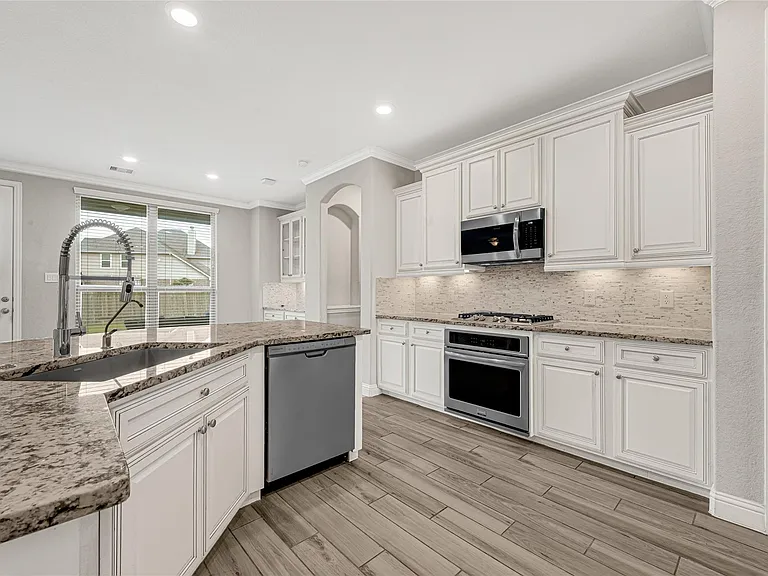 7346 Enchanted Island Ln — Photo 5