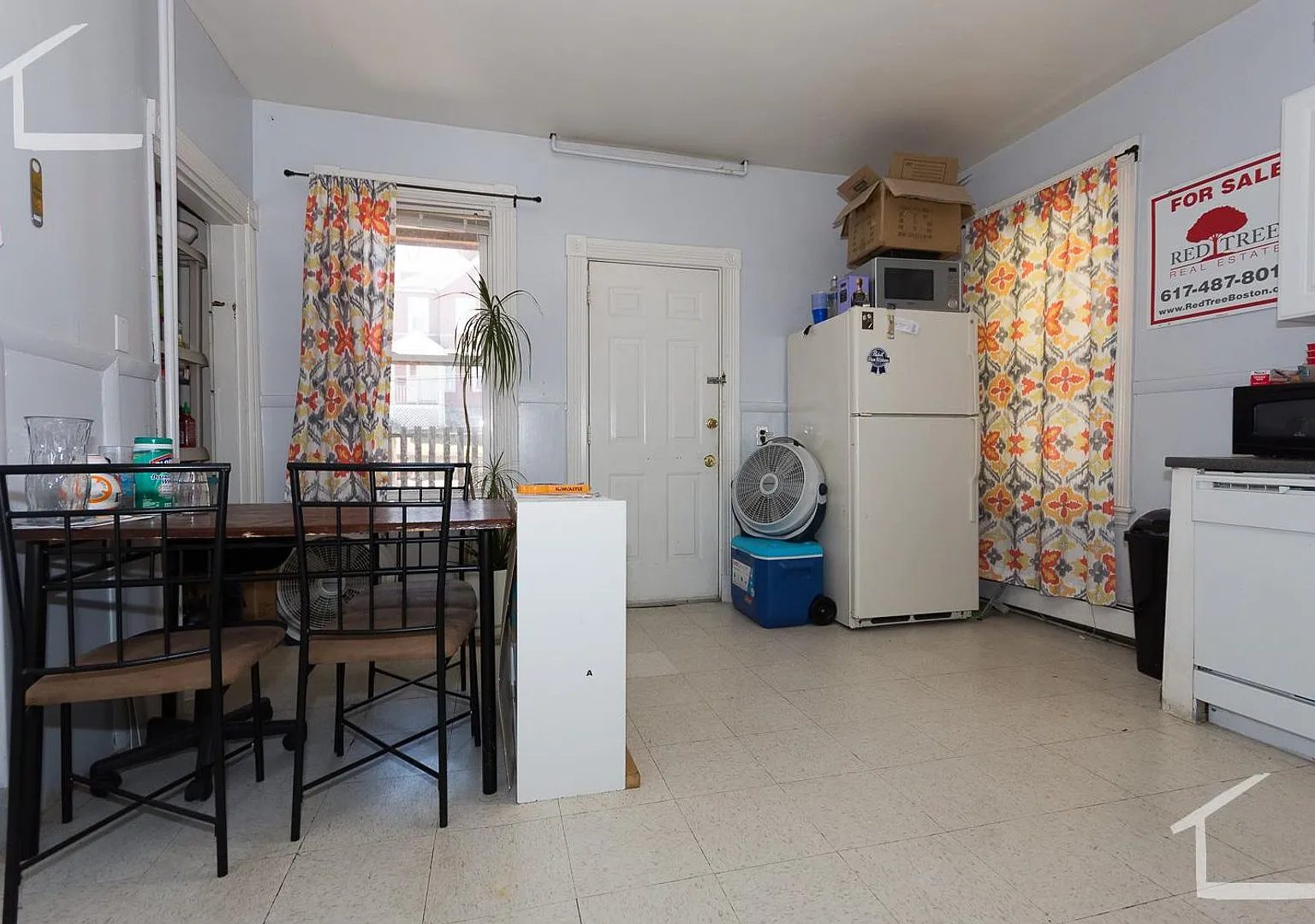 Perfect 3 Bed Right on Mission Hill 9/1/26 — Photo 2