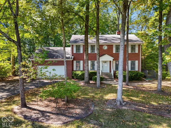 4238 S Carrie Dr, New Palestine, IN 46163