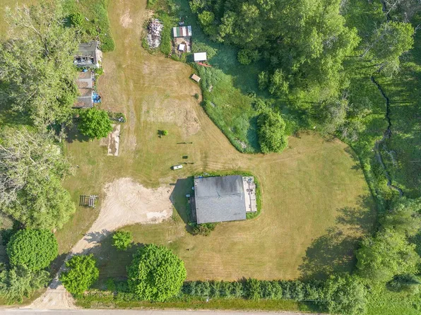 2160 Kladder Rd, Bellaire, MI 49615