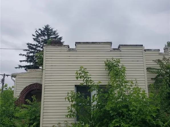 422 N Columbus St, Xenia, OH 45385