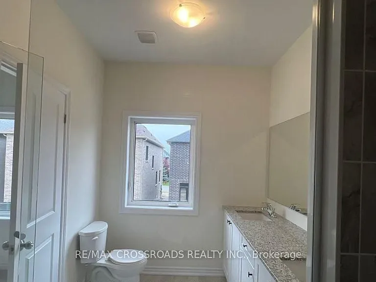 22 Blick Cres — Photo 13