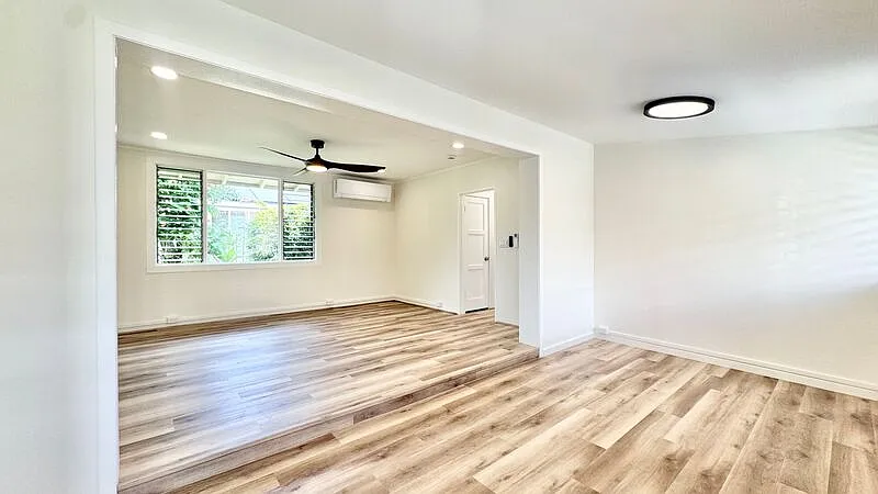 3 bed, 2.0 bath, 1516 sqft, $5,250 — Photo 2
