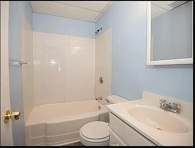 5 Seward St — Photo 3