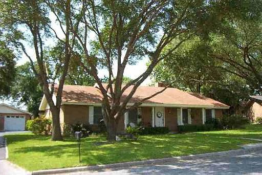 2nd image of 1829 MONTCLAIR DR
