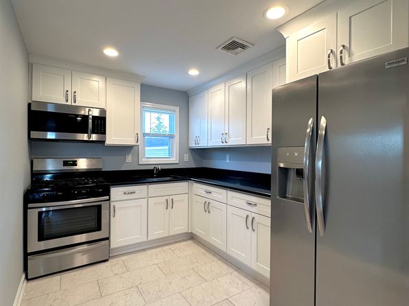 (undisclosed Address)