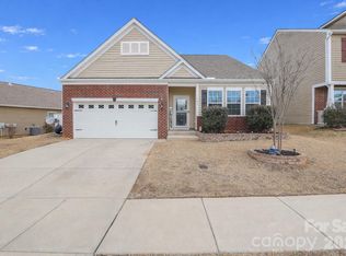 180 N Cromwell Dr, Mooresville, NC 28115