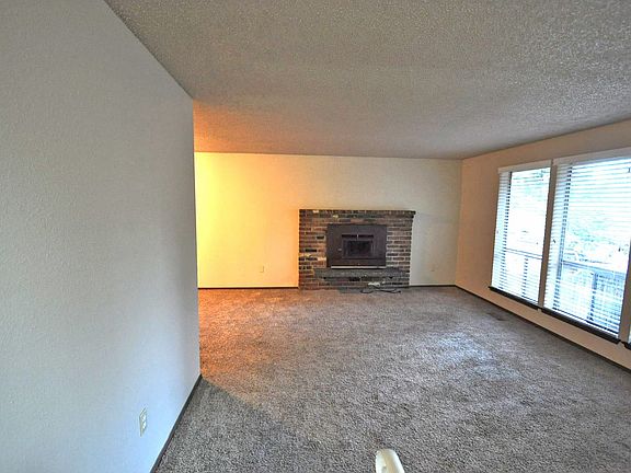 2nd image of 9414 161st Street Ct E