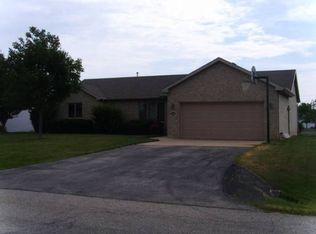 N9628 N Coop Rd, APPLETON, WI 54915