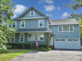310 Maple Ave, Oradell, NJ 07649