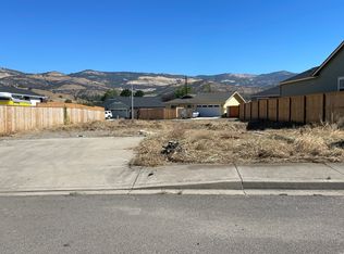 167 Autumn Ridge Ct, Talent, OR 97540