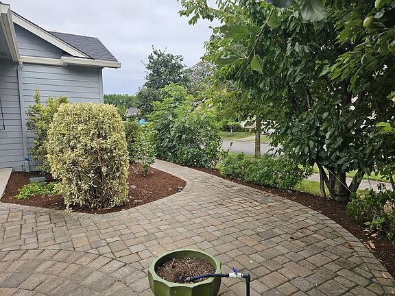 Front Paver Patio