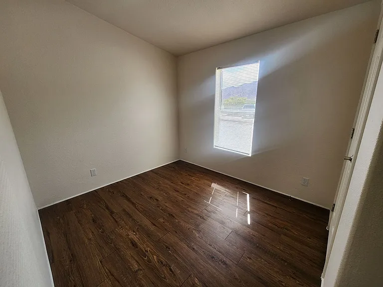6603 Star Dune Ave — Photo 8
