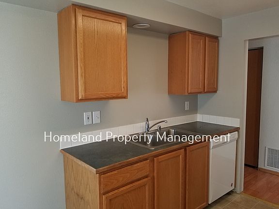 3rd image of 2217 N Hamilton St APT C