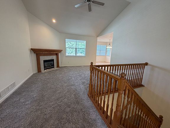 4th image of 3302 68th Avenue Ct