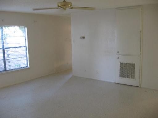 5th image of 4074 Gallery Sun Dr