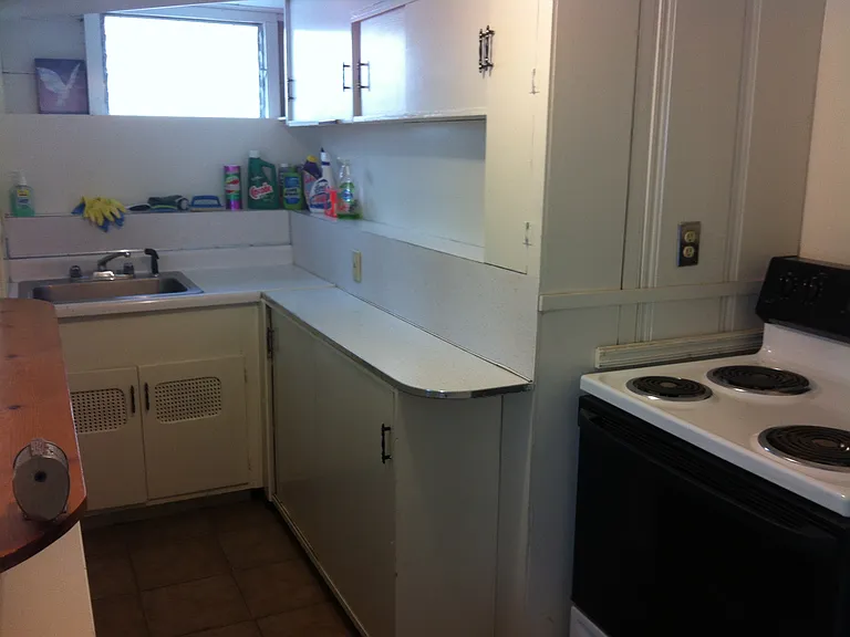 Colgate Ave — Photo 4