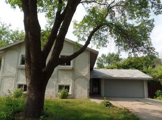 1603 Briardale Rd NE, Fridley, MN 55432