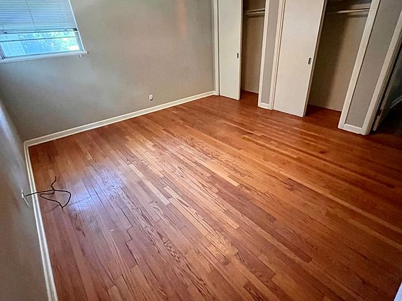 5th image of 3445 Kenwood Dr