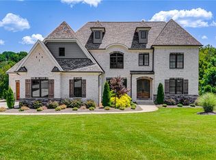 5688 Timber Trace Way, Oak Ridge, NC 27310