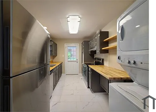 3225 Forrest Hills Dr — Photo 6