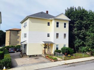 212 Vernon St, Worcester, MA 01607