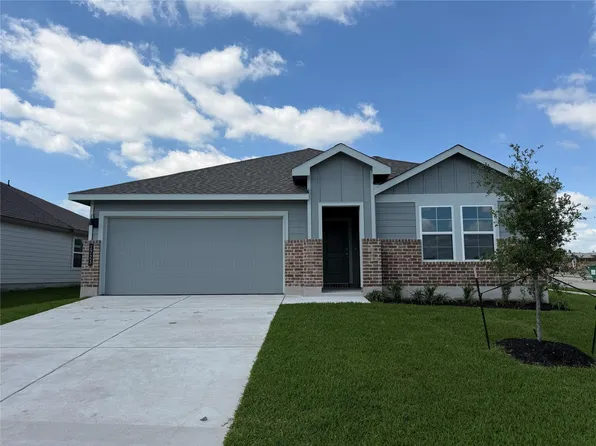 1723 San Jacinto Dr, Brenham, TX 77833