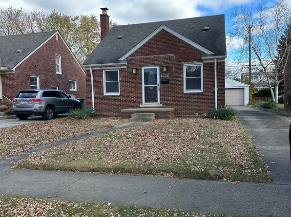 1720 Kingsbury Ave, Dearborn, MI 48128