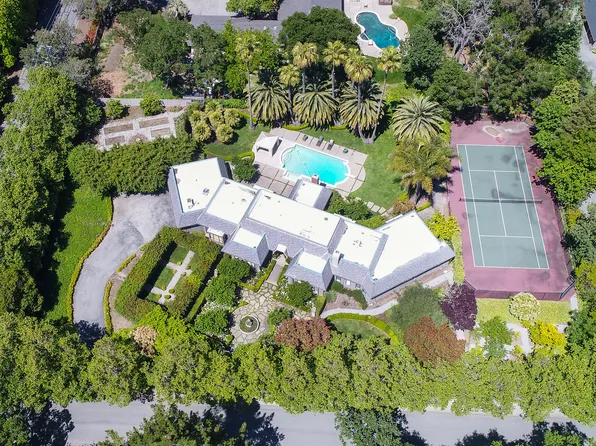 1 Queens Ct, Atherton, CA 94027