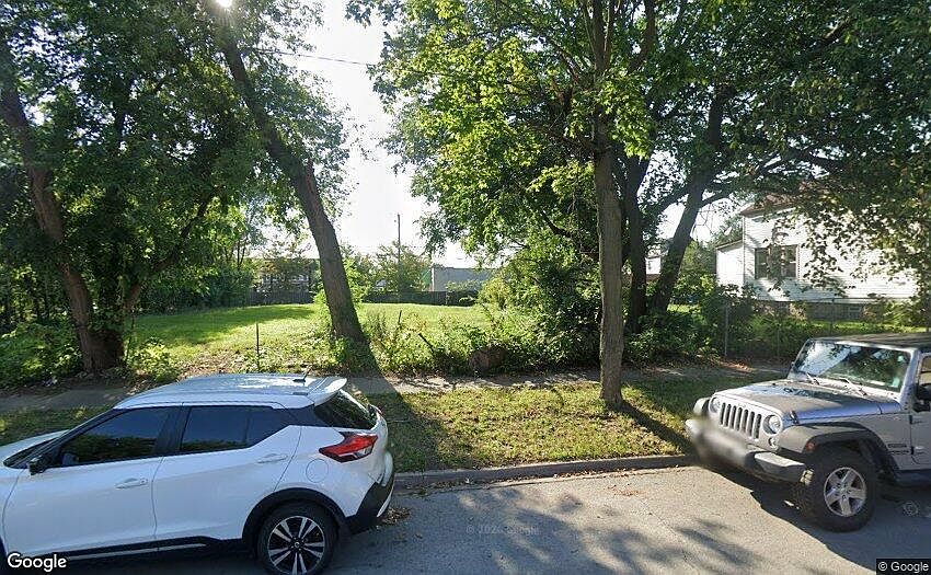1st image of 8250 S Emerald Ave