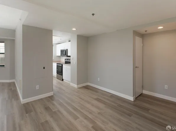 988 Franklin St APT 423, Oakland, CA 94607