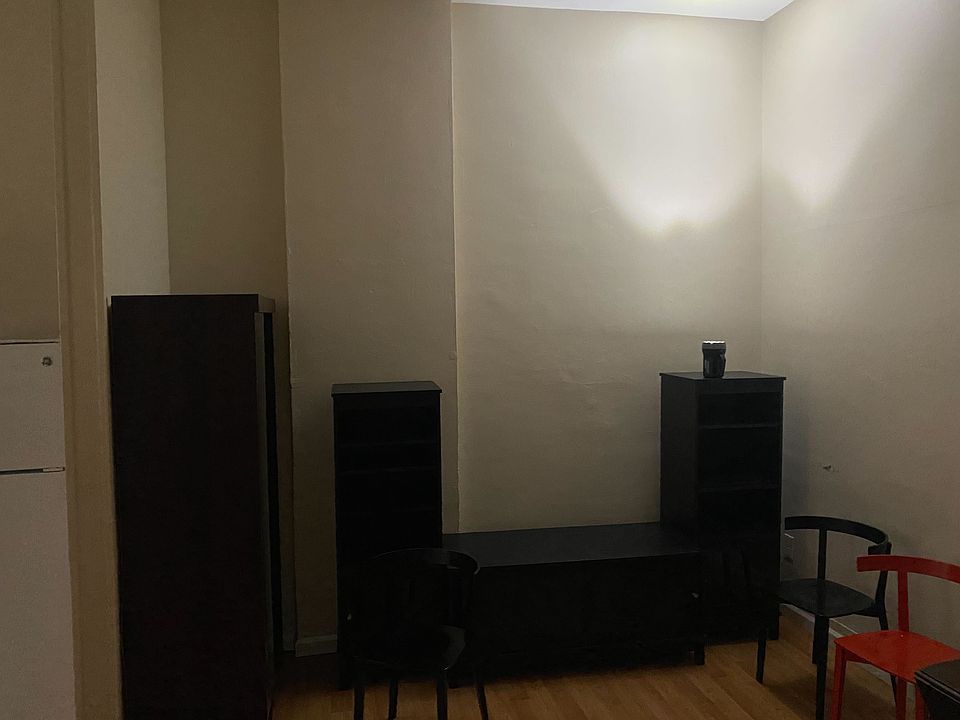 1st image of 14 Th Ave #2