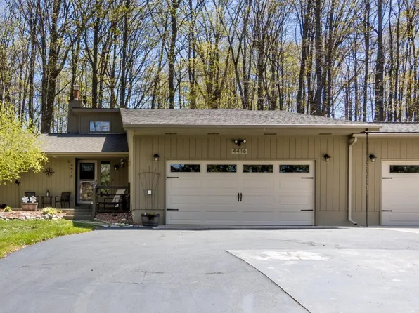 4416 Debra Dr, Traverse City, MI 49685