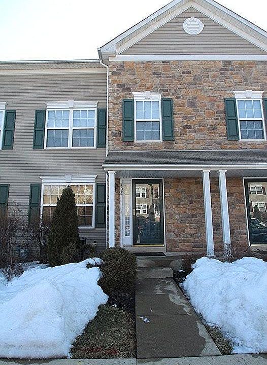 1st image of 103 Fulgens Ct #166