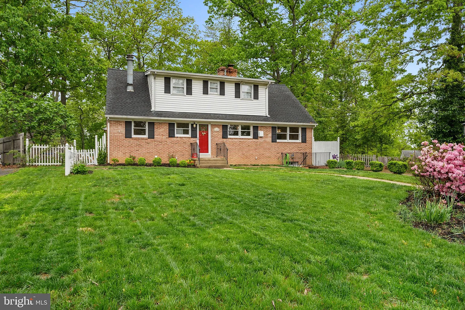 1103 Murdock Rd photo 1
