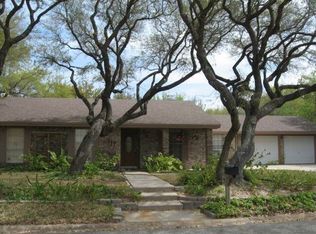 117 Wehring Ln, Aransas Pass, TX 78336