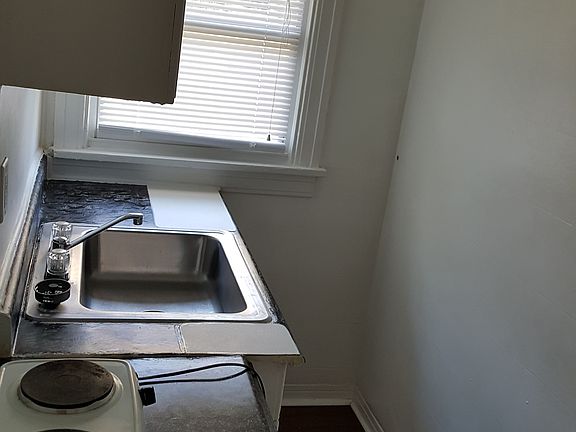 4th image of 3035 49th St S