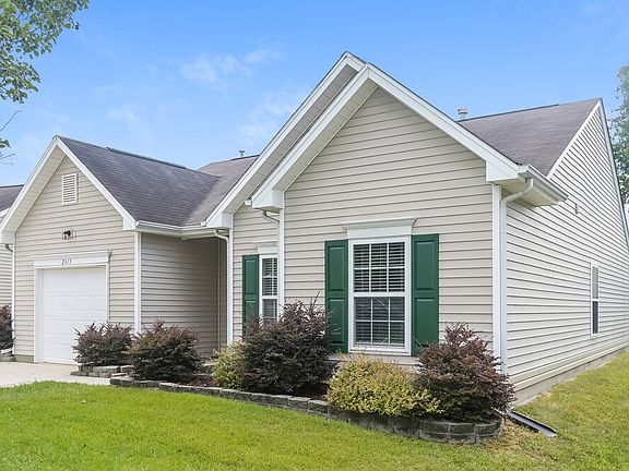 3rd image of 2613 Forest Grove Ct