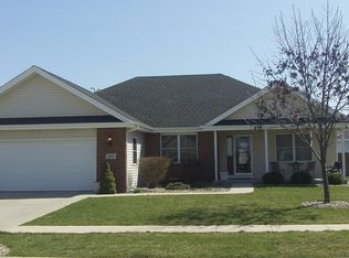 360 Centerpoint Dr N, Bourbonnais, IL 60914