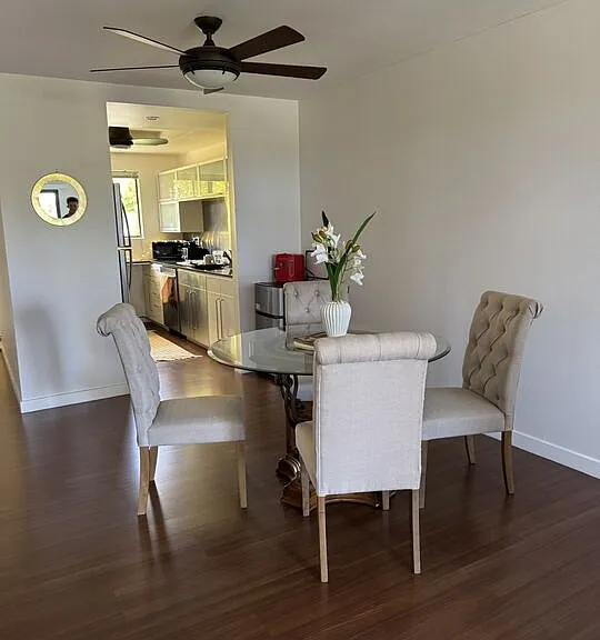 6465 Kanan Dume Rd — Photo 2