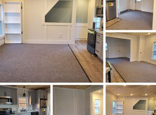1011 W Washington St #B, Hanson, MA 02341