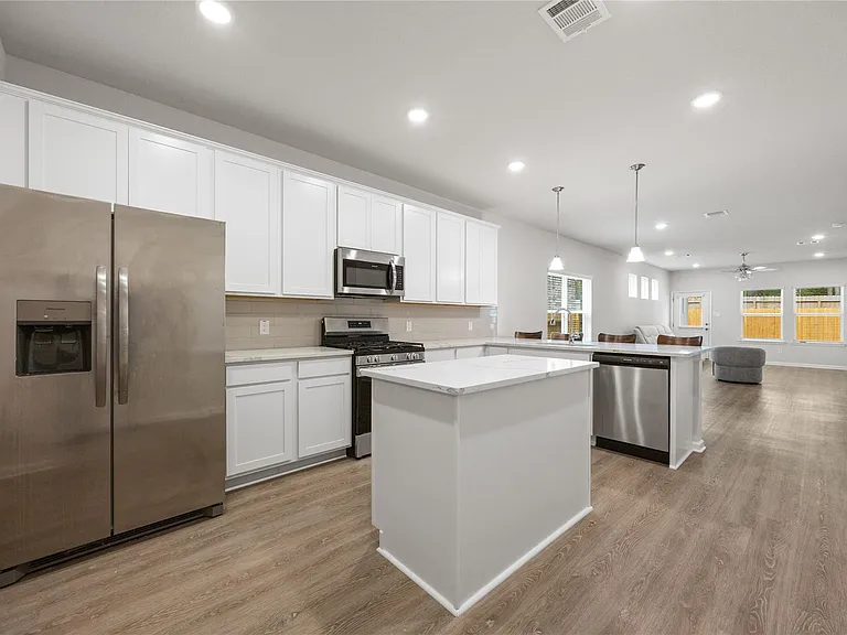 10216 Badger Run Ln — Photo 3