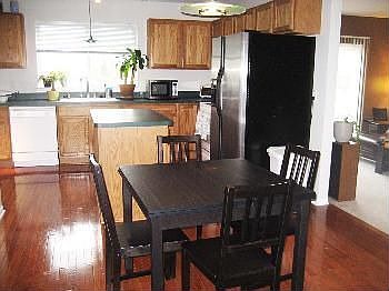 3rd image of 4068 Sarah Ann Dr